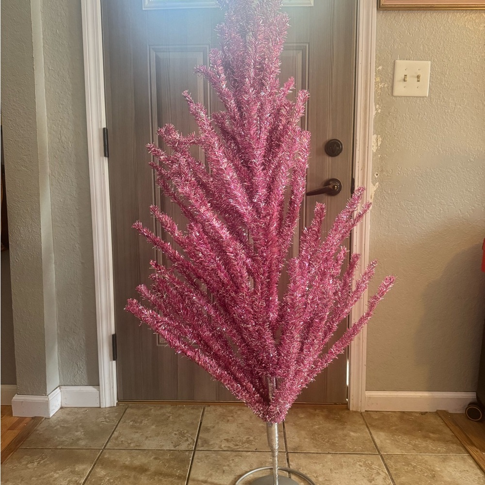 Pink Vintage Tinsel Christmas Tree